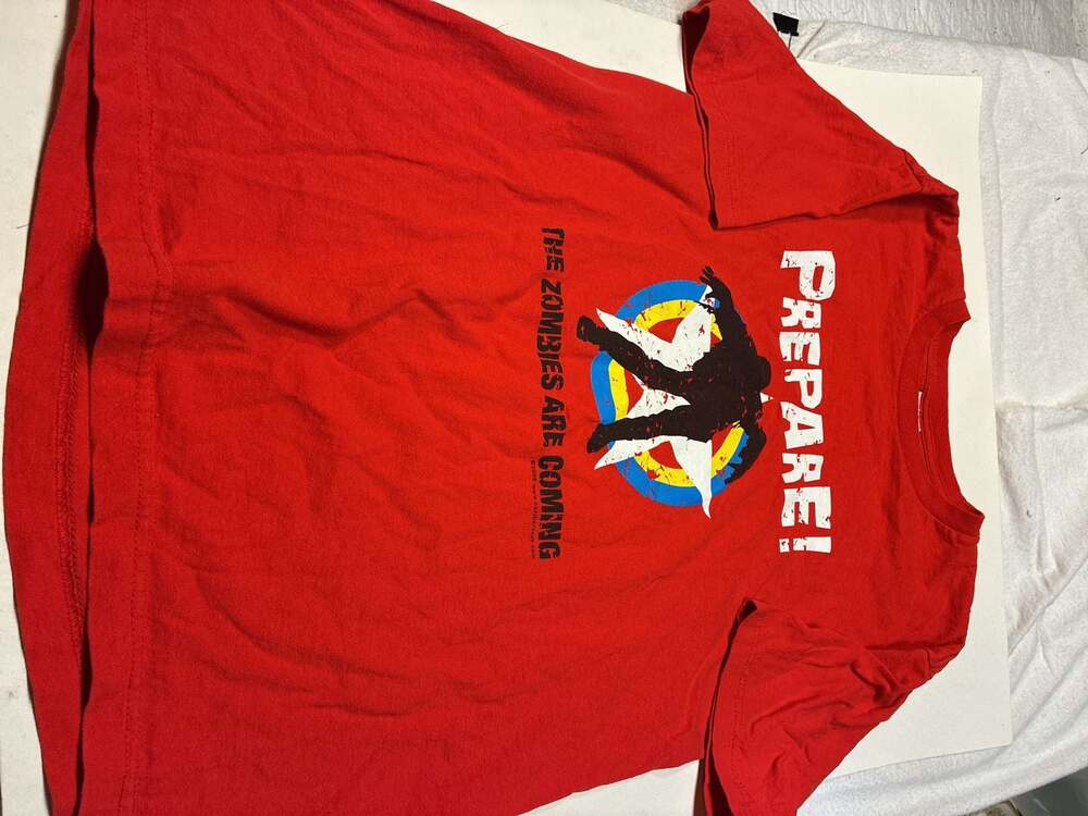 Bayside True American Made Tee The Zombies Are Coming Red Graphic T-Shirt